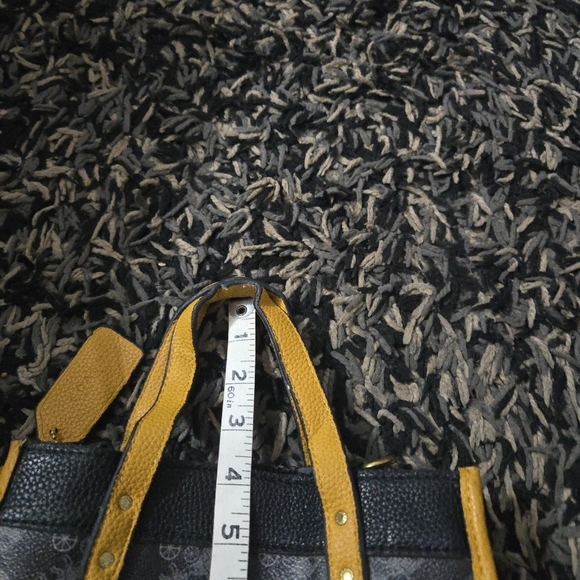 COACH Horse & Carriage Tote Bag Black/Yellow Leather Trim A1773-21586 - Picture 16 of 16